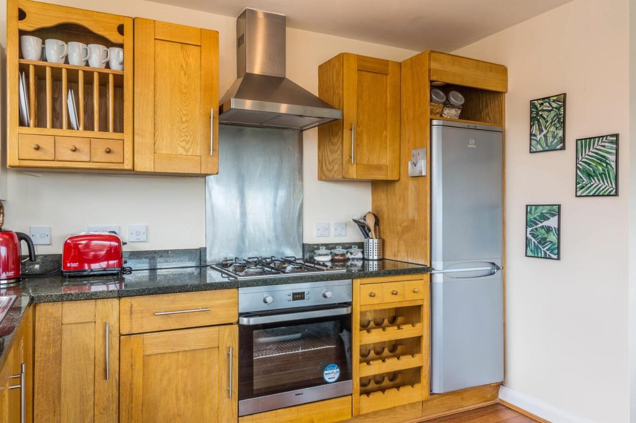 Raleigh Penthouse, Luxury Apartment With Balcony And Parking Нотингам Екстериор снимка