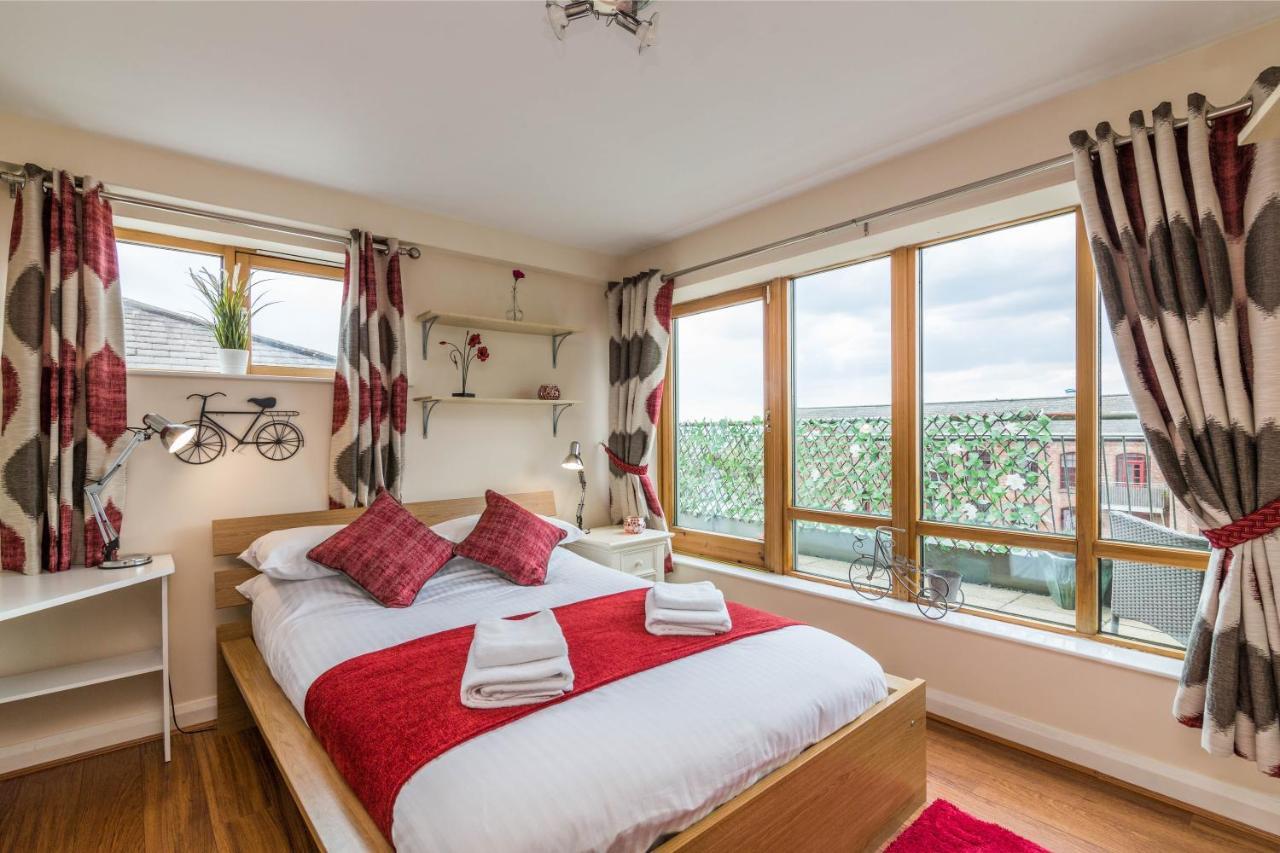 Raleigh Penthouse, Luxury Apartment With Balcony And Parking Нотингам Екстериор снимка
